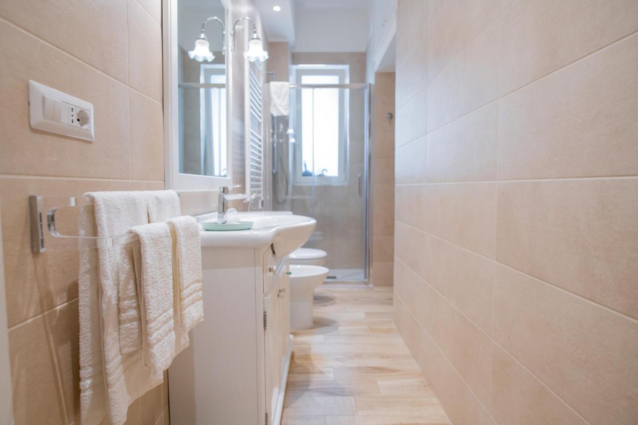 Dall Arca Smart Flat - Central Station Checkpoint Барі Екстер'єр фото