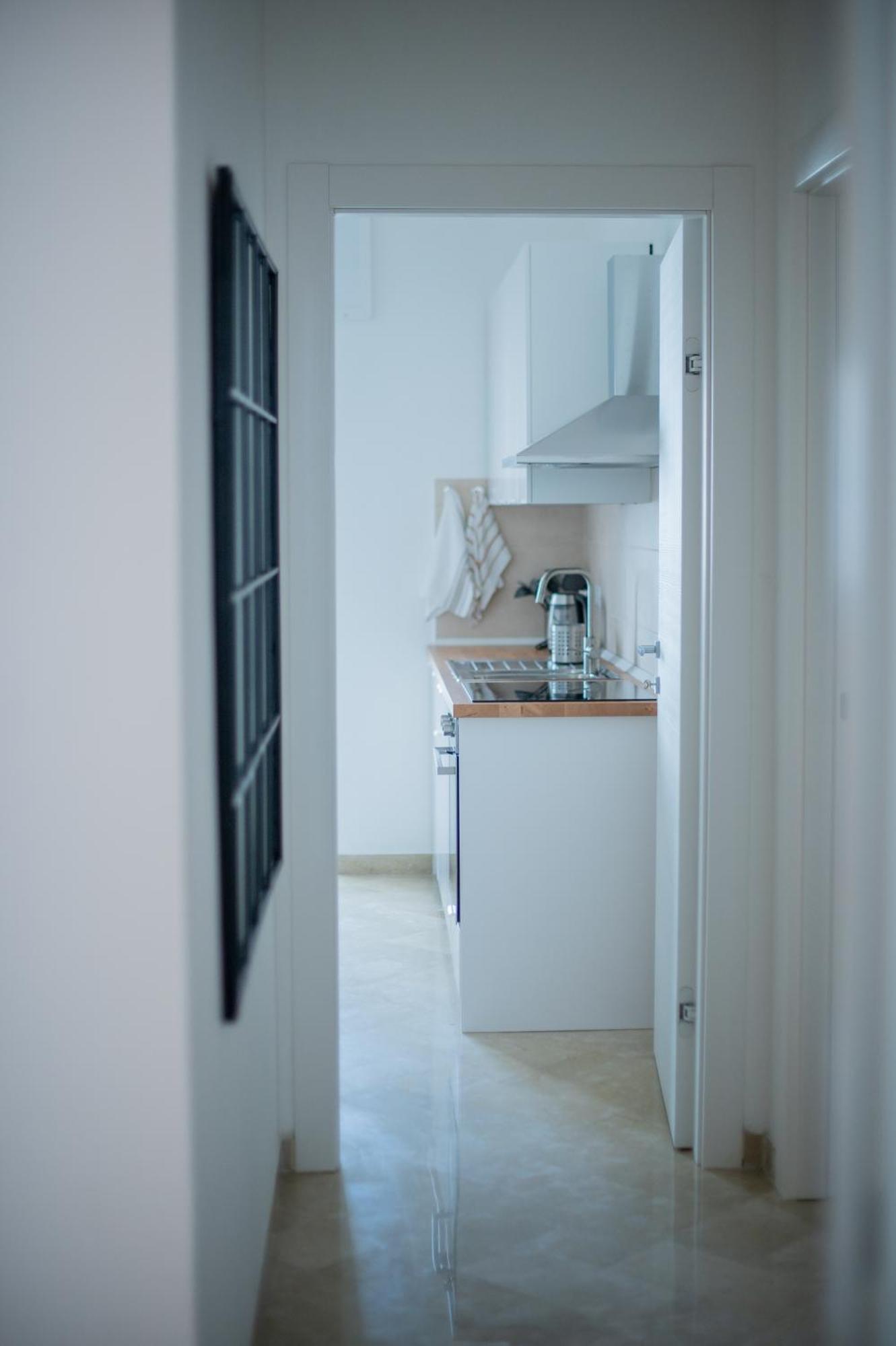 Dall Arca Smart Flat - Central Station Checkpoint Барі Екстер'єр фото